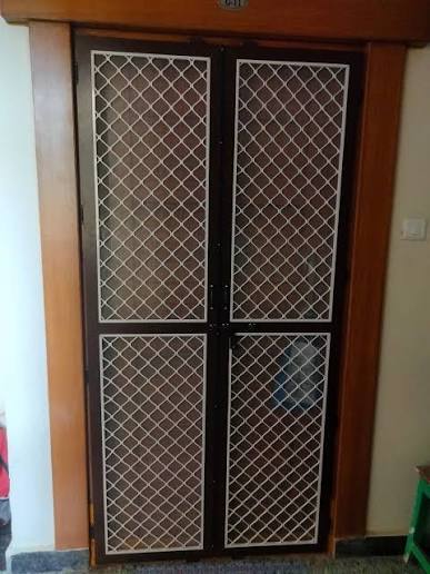 Mess Door Design